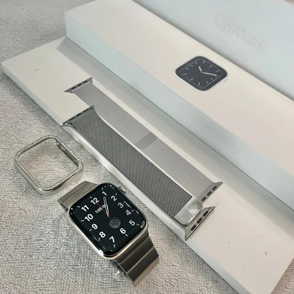 Apple Watch Series 5 44mm Stainless Steel w/ $99 Milanese Loop (GPS + Cellular)